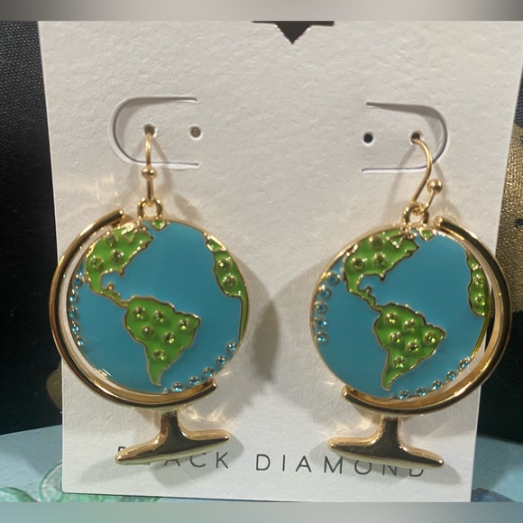 ⭐️NEW Black Diamond Gold Tone Metal Blue World Globe Drop Earrings - Picture 8 of 11